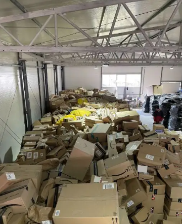 ¡Caja de Electrónica de Alta Gama (30 Artículos Nuevos) – Valor de 890€ Garantizado!